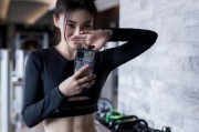 张馨月2019年视频张馨月晒健身照秀马甲线