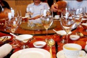 求人办事酒桌上敬酒时怎么说话酒桌上敬酒时怎么说话