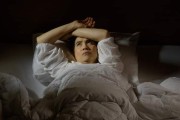 睡眠时间短易醒醒后睡不着睡眠时间短4小时就醒了