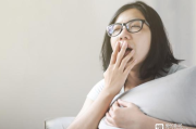 失眠睡不着有什么办法能快速入睡吗,失眠睡不着有什么办法能快速入睡