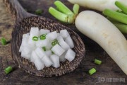 睡眠不好用什么食疗最好,睡眠不太好吃什么食物疗效好