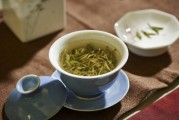 胃痛可以喝茶叶茶吗 胃痛可以喝茶叶茶吗