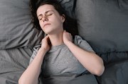睡觉出汗是什么毛病是哪里的问题呢睡觉出汗是什么毛病是哪里的问题
