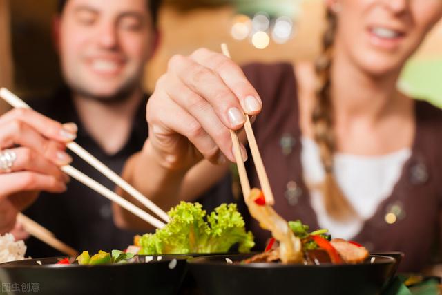 人体内真的有宿便吗？提醒：多做5件事<strong>肠道</strong>，改善肠道健康