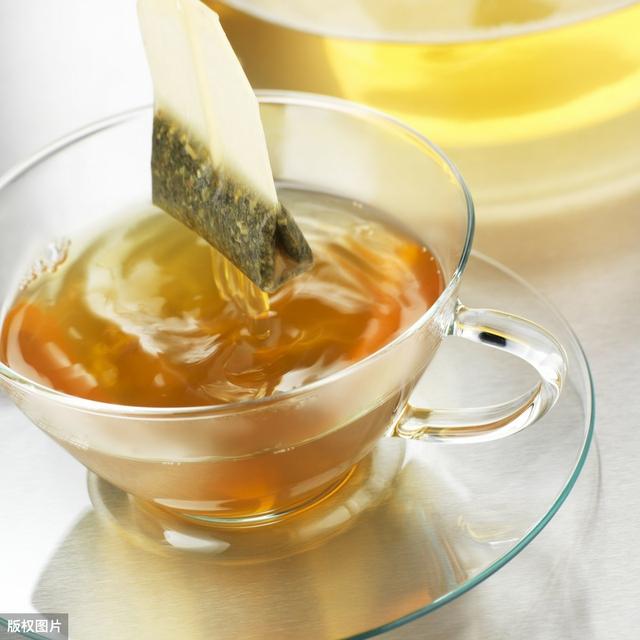 萎缩性胃炎患者<strong>胃炎</strong>，最怕的“3菜4果”是什么？