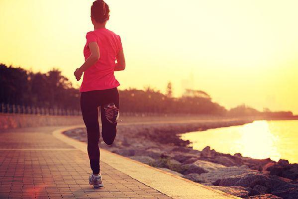 跑步能把体重从170斤瘦到150斤吗<strong>跑步减肥</strong>？