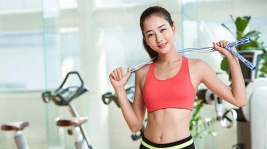 跳绳可以一个月瘦10斤吗<strong>跳绳减肥</strong>？