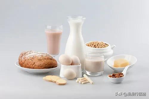 有哪些清淡不伤胃<strong>健胃</strong>，养胃又好吃营养的三餐食谱？