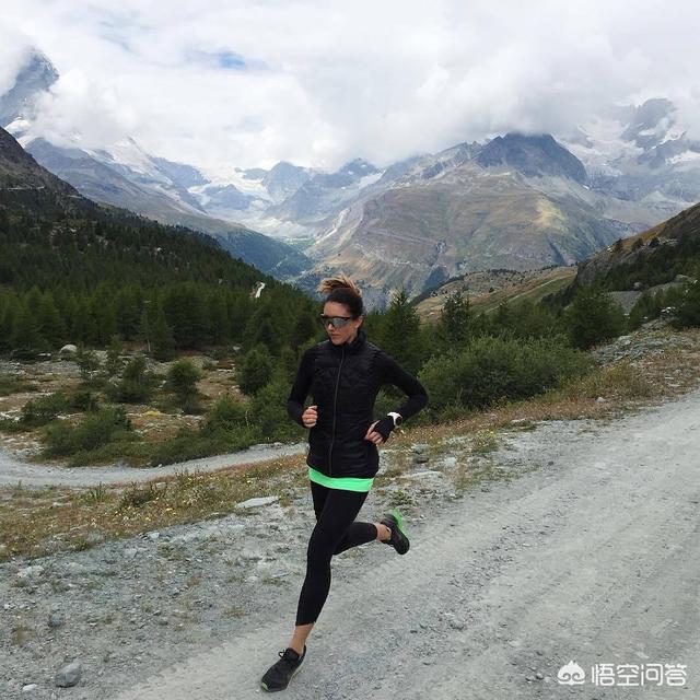 怎么跑步减肥最快<strong>跑步减肥</strong>，每天吃多少的饭量能够减肥？