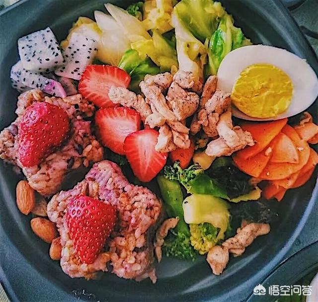 想要减肥<strong>减肥食谱</strong>，但是中饭肯定得吃米饭，早餐晚餐吃什么？