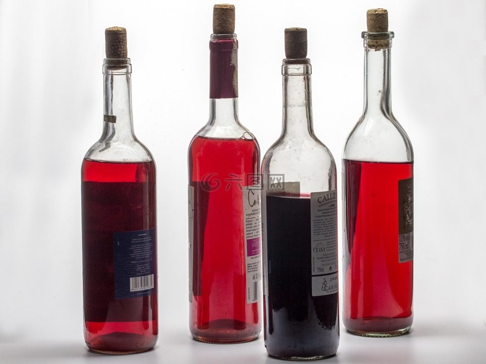 酒瓶子图片大全伤感酒瓶子图片大全