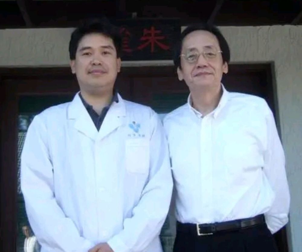 倪海厦的一生倪海厦一生的三个卦
