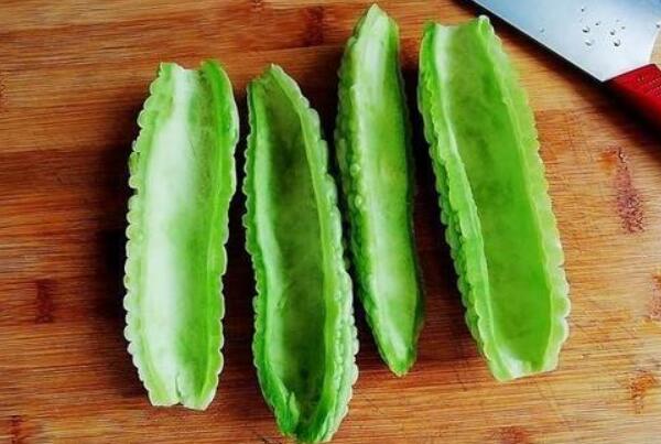 苦瓜减肥么,苦瓜减脂肪吗