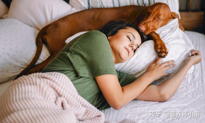 如何提高睡眠质量及深度睡眠,怎样提高睡眠质量是多少