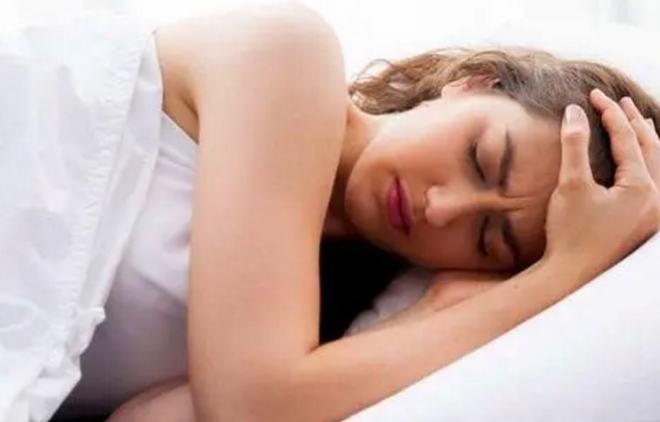 睡觉时流口水是什么原因引起的睡觉时流口水是什么原因引起的呢