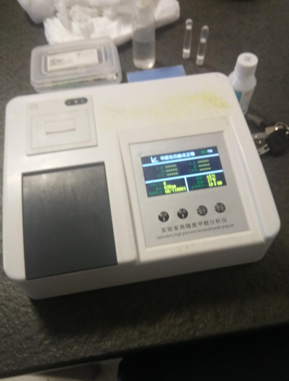 甲醛检测仪和甲醛检测盒哪个更准确,甲醛检测仪和甲醛测试盒哪个准确