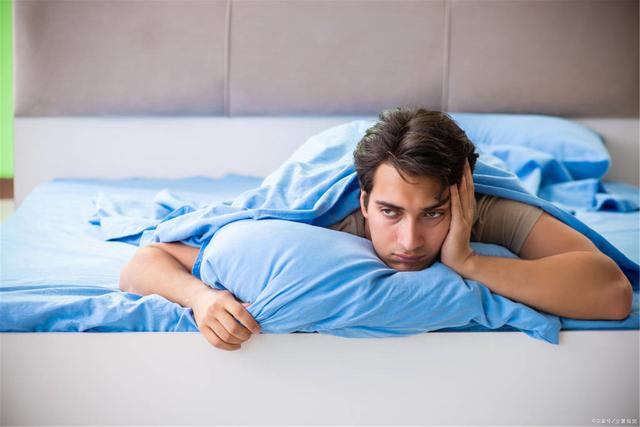 睡觉出虚汗是什么原因男性,睡觉出虚汗是什么原因