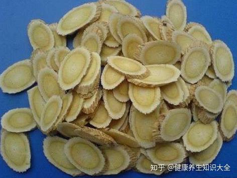 甘草黄芪陈皮泡水喝的功效和禁忌是什么甘草黄芪陈皮泡水喝的功效和禁忌
