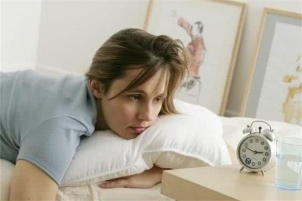 多梦浅睡眠是什么原因引起的多梦浅睡眠是什么原因