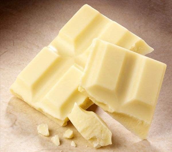 巧克力表面发白能吃吗,巧克力表面发白