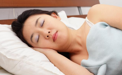 半夜盗汗是什么原因引起的女性吃什么药半夜盗汗是什么原因引起的女性