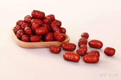 睡眠不好怎样调理吃什么食物可以调理睡眠呢睡眠不好怎样调理吃什么